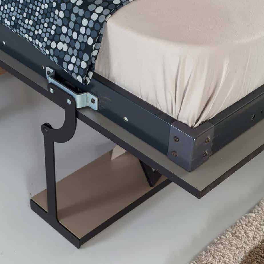 Étagère servant de pied en façade 90cm